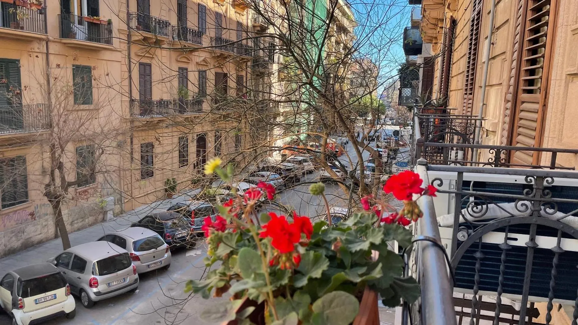 B&B Politeama Art Palermo 2*,  Italy