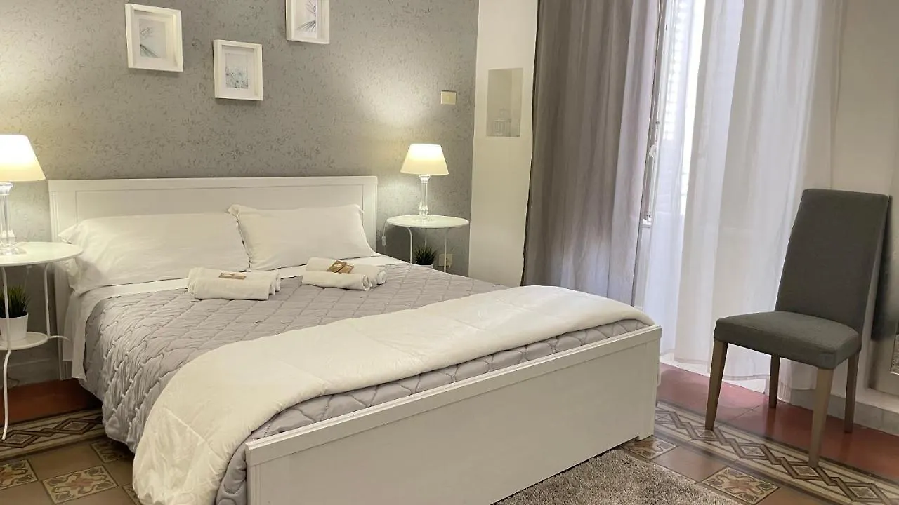 ** Frühstückspension B&B Politeama Art Palermo Italien