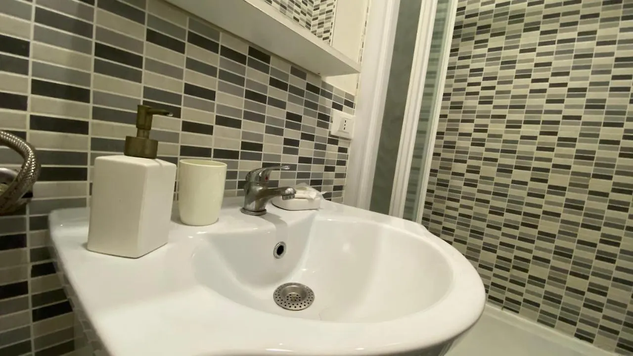 B&B Politeama Art Palermo 2*,